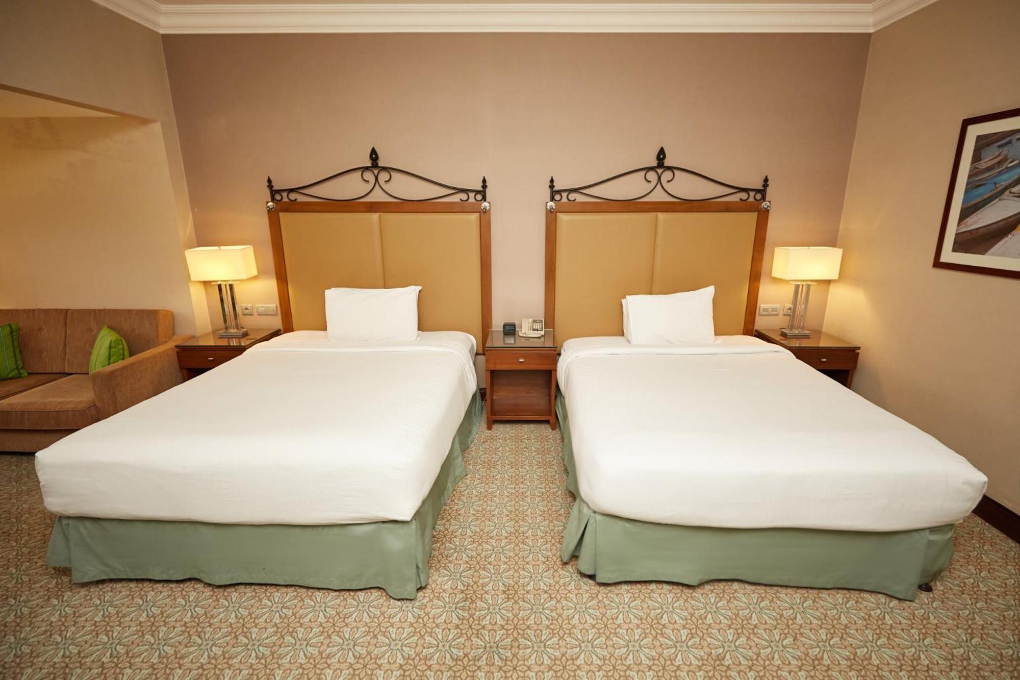 Hilton Alexandria King'S Ranch Hotel King Mariout Exterior foto A room at the hotel